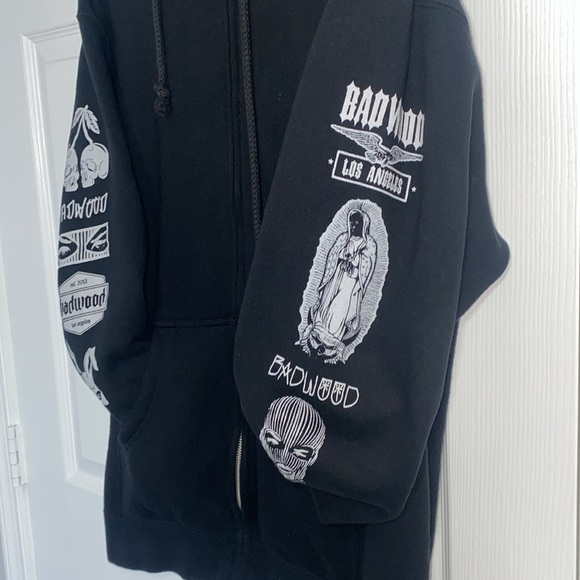 BADWOOD - Picture 3 of 6